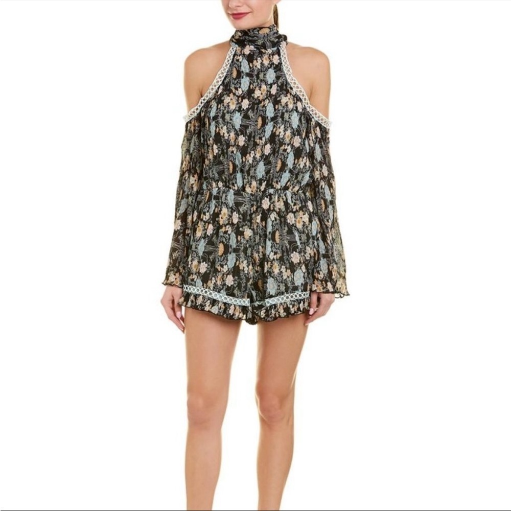 NWT Foxiedox Women's Black Floral Crinkle
Romper